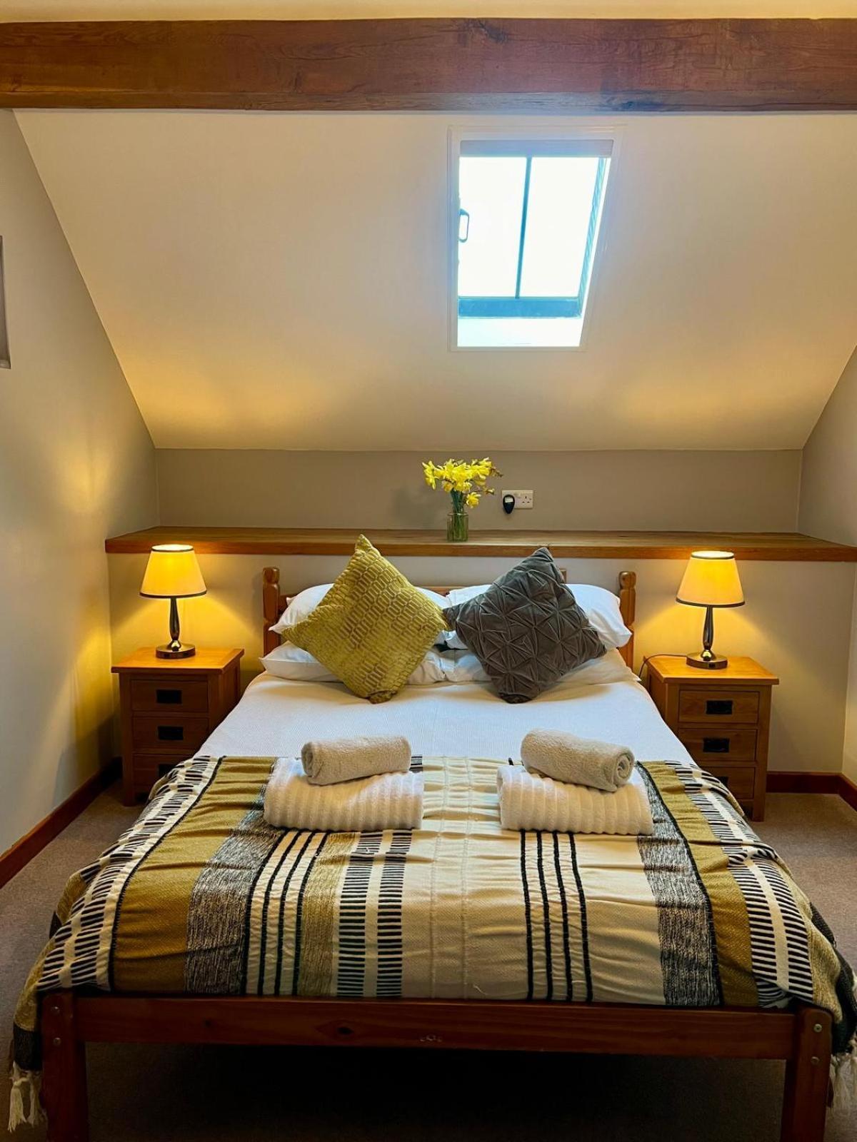 Cader Mountain View Cottage With Hot Tub In Snowdonia Dolgellau Exterior photo