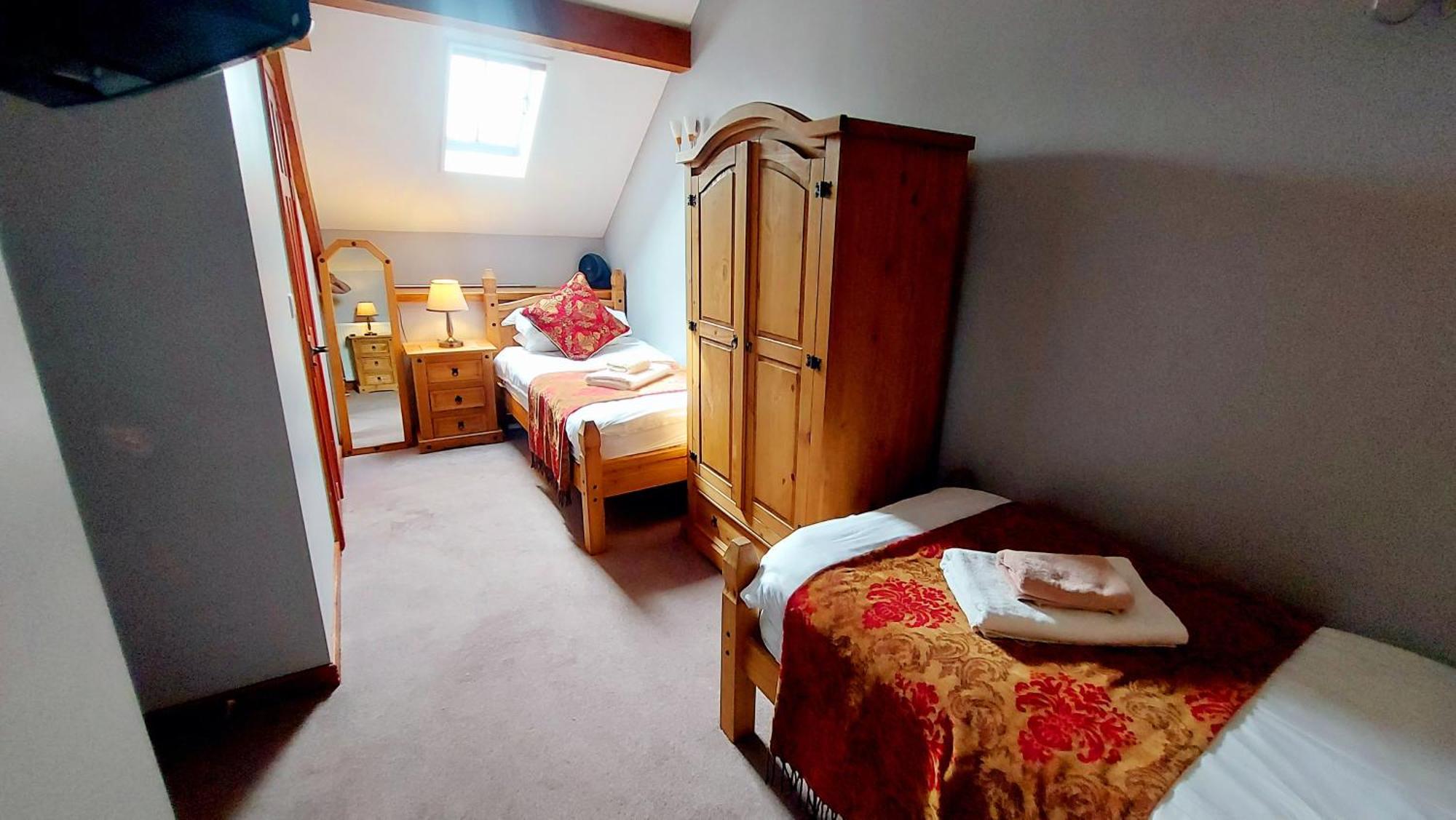 Cader Mountain View Cottage With Hot Tub In Snowdonia Dolgellau Exterior photo