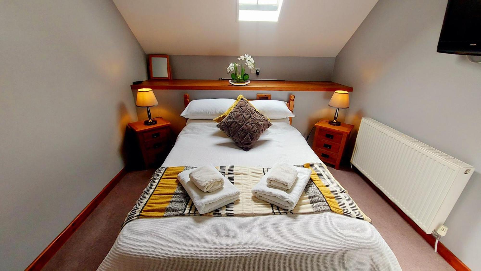 Cader Mountain View Cottage With Hot Tub In Snowdonia Dolgellau Exterior photo